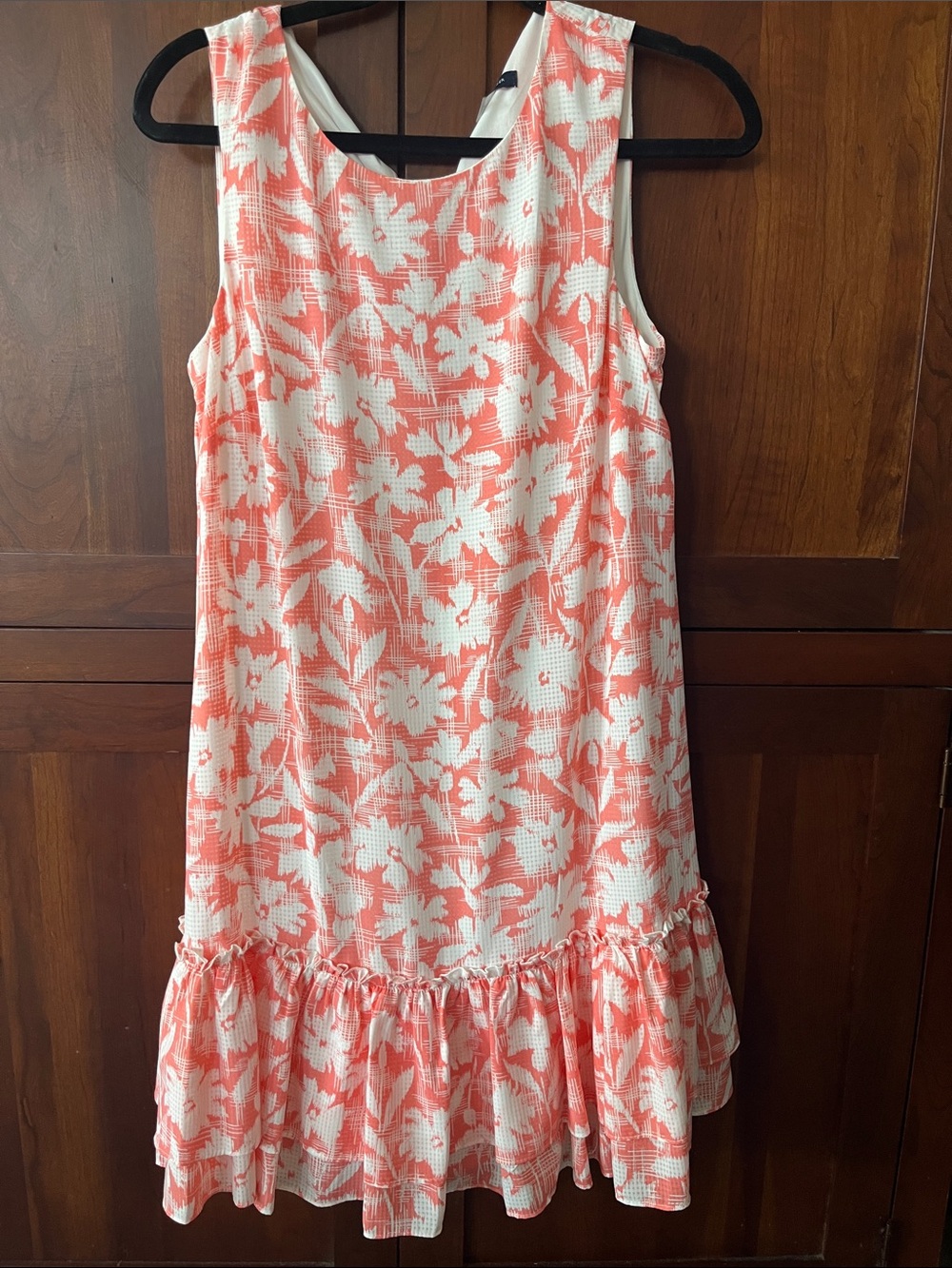 Adorable Tommy Hilfiger women’s sleeveless dress size 6